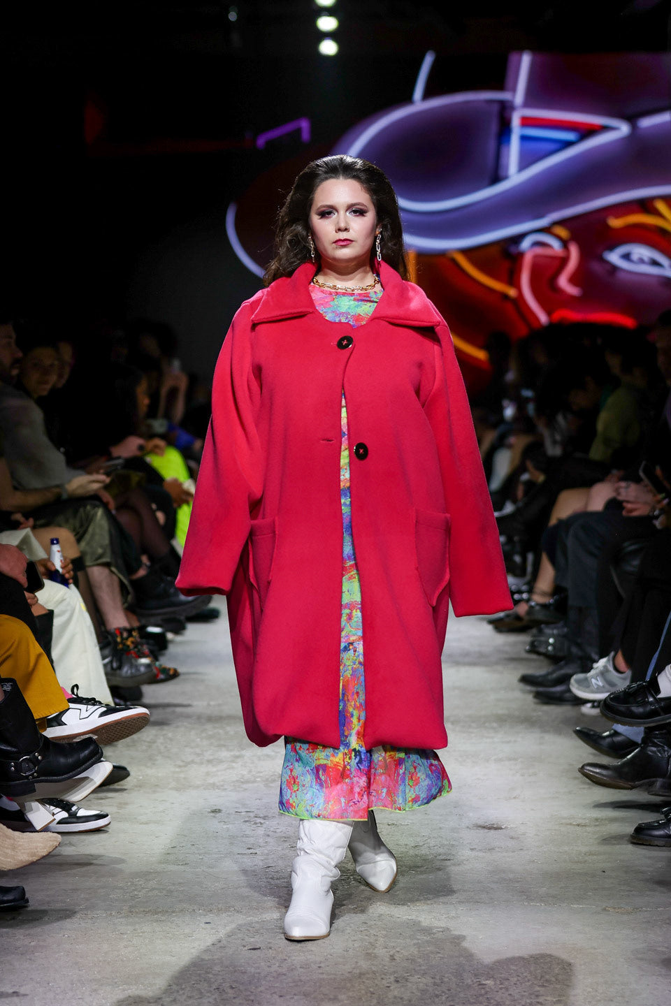 Oversized Wool Coat image 4